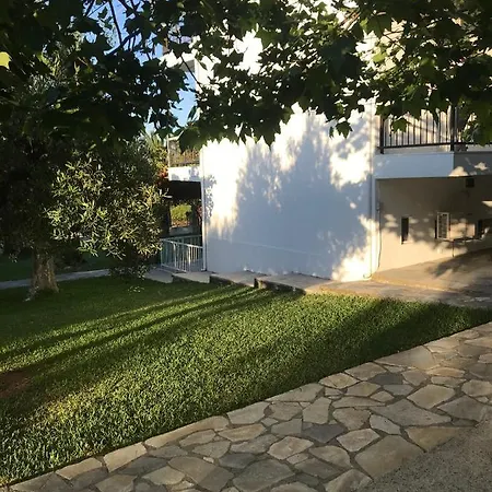 Barbara House Kryopigi